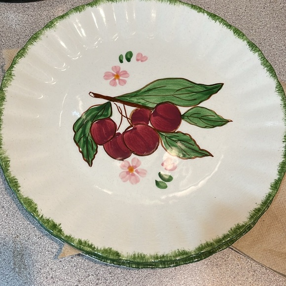 4 Blue Ridge Hand Painted fruit plates - Picture 4 of 9